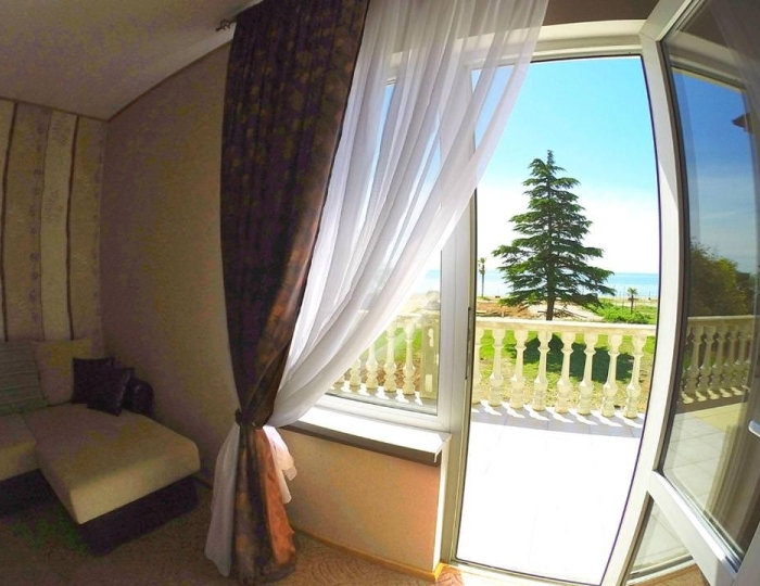 Люкс 2-местный 2-комнатный 55 м2 - База отдыха «Апсны» Гудаута